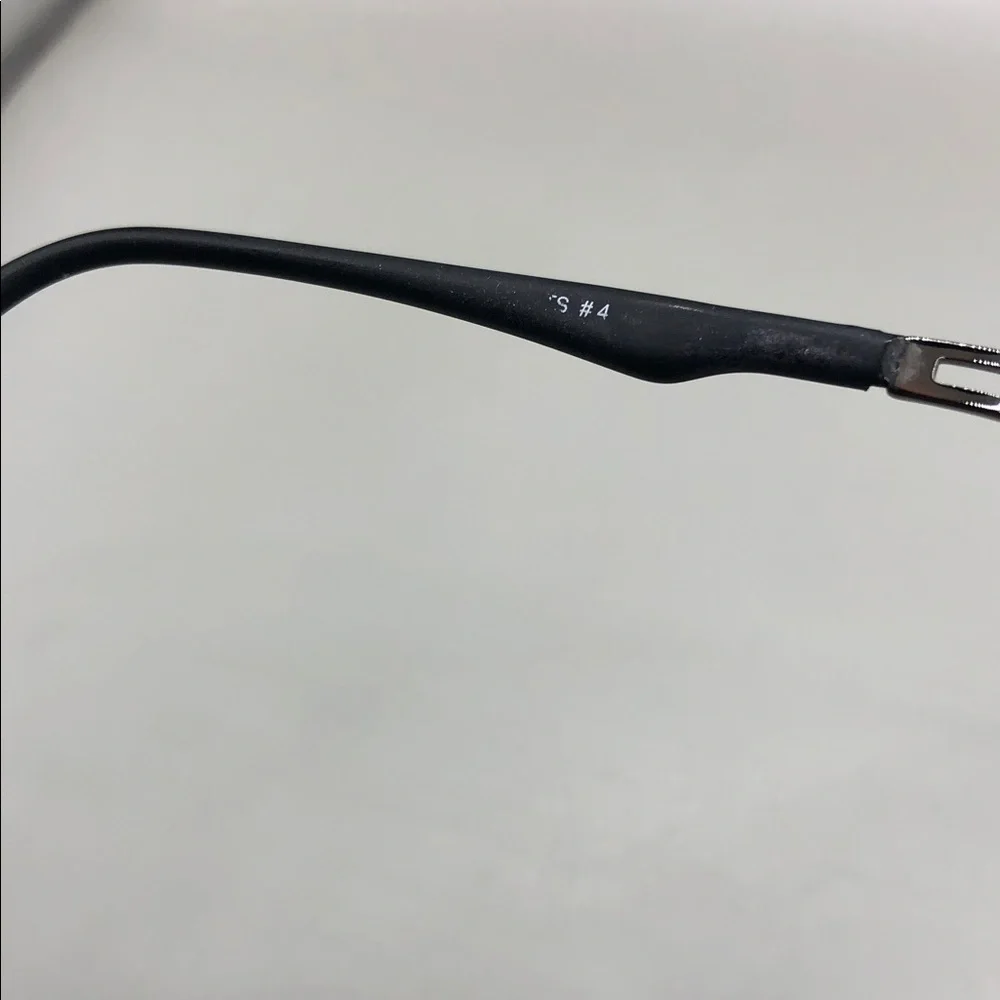Maui Jim Sunglasses MJ-139 Makana Polarized 2M Black Silver Oval UNISEX